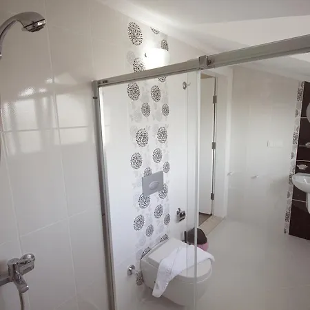 Villa Phoenix - 2 *